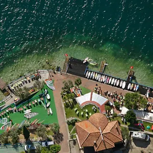 Surf Pier - Montagnoli Group Hotel